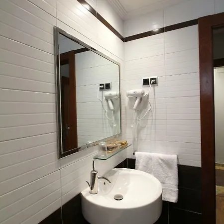 Hospedium La Casona Del Conde فندق Noreña